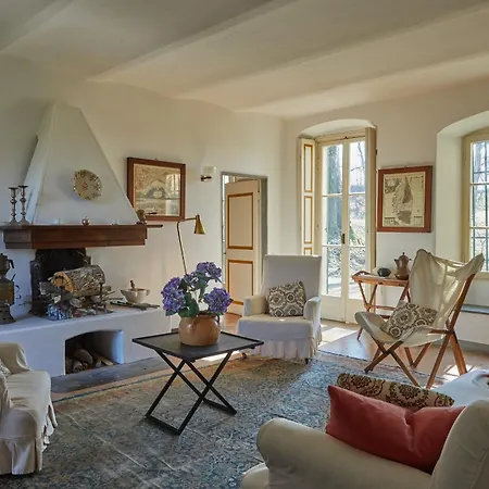 Villa Montesoro, Hystoric Country With Swimming Pool, Sorrounded By Nature