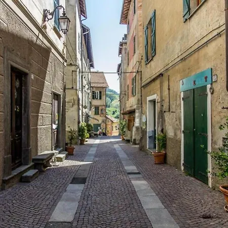 Villa Montesoro, Hystoric Country With Swimming Pool, Sorrounded By Nature