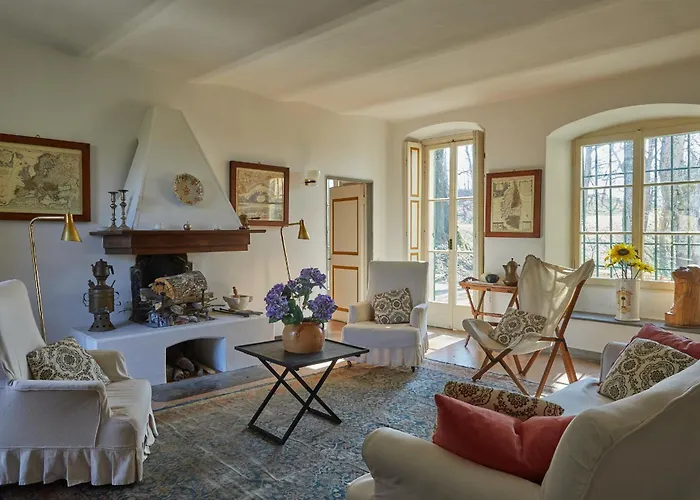 Villa Montesoro, Hystoric Country With Swimming Pool, Sorrounded By Nature